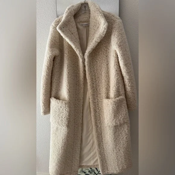 Reformation Off-White Teddy Coat - Picture 6 of 7